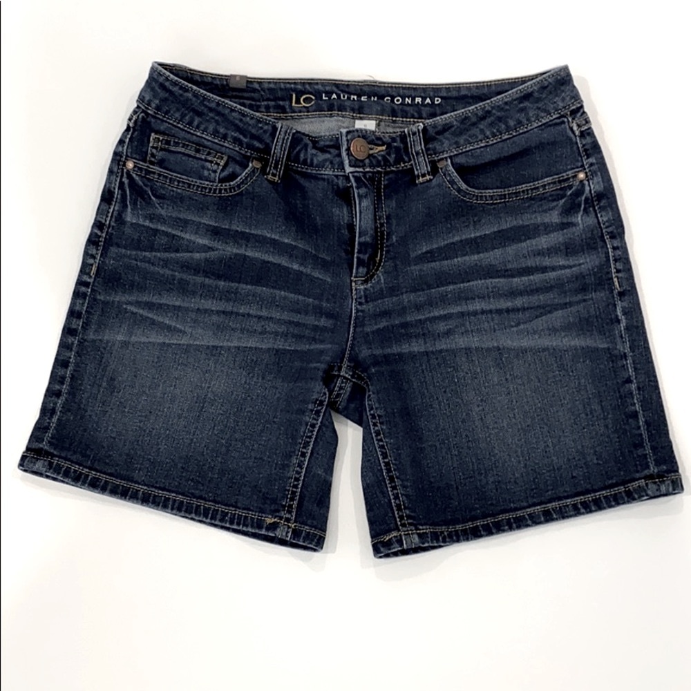Lauren Conrad shorts size 6 EUC!